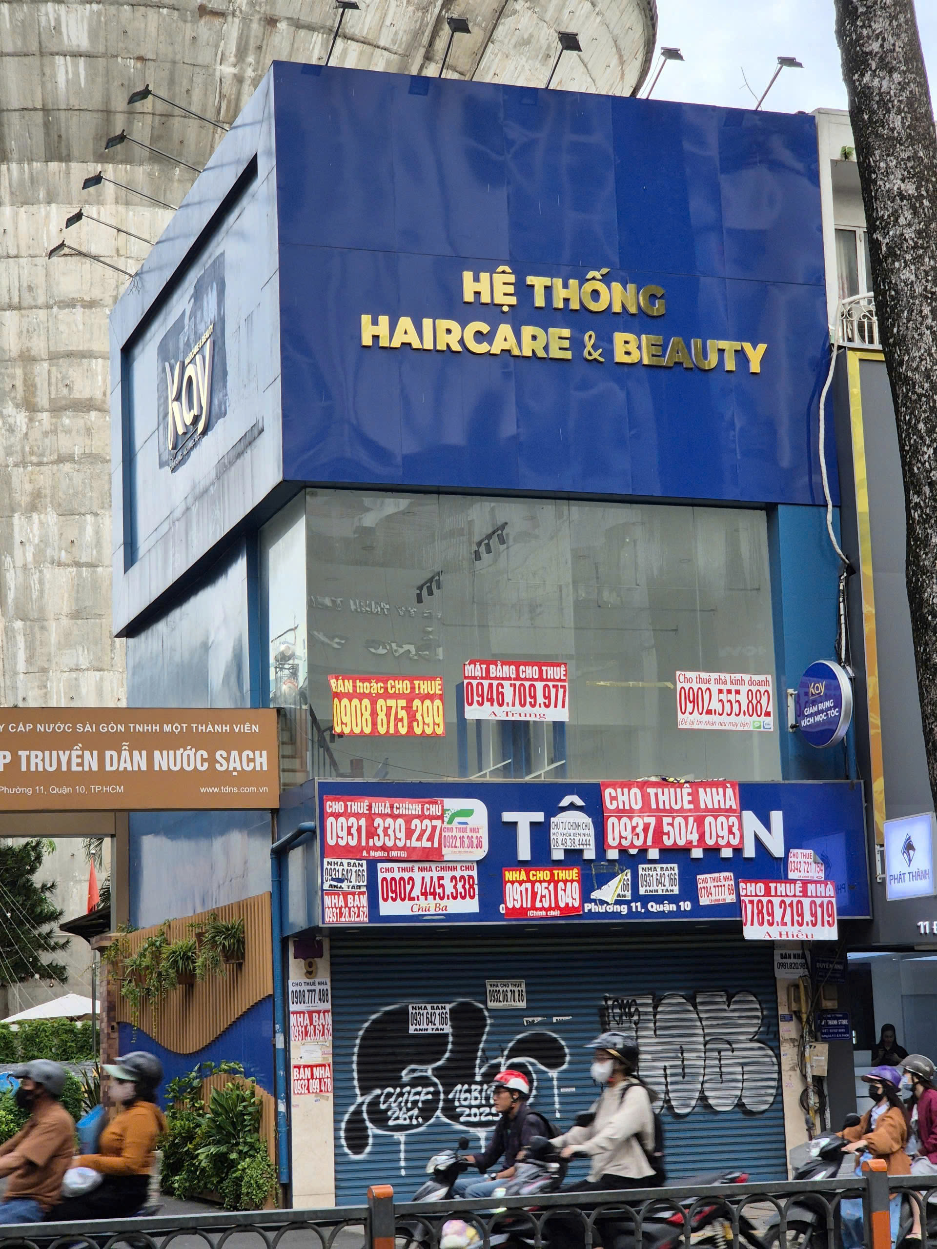 z7013041242315_a681a62f3731b08b3fac3b9cbccabe76