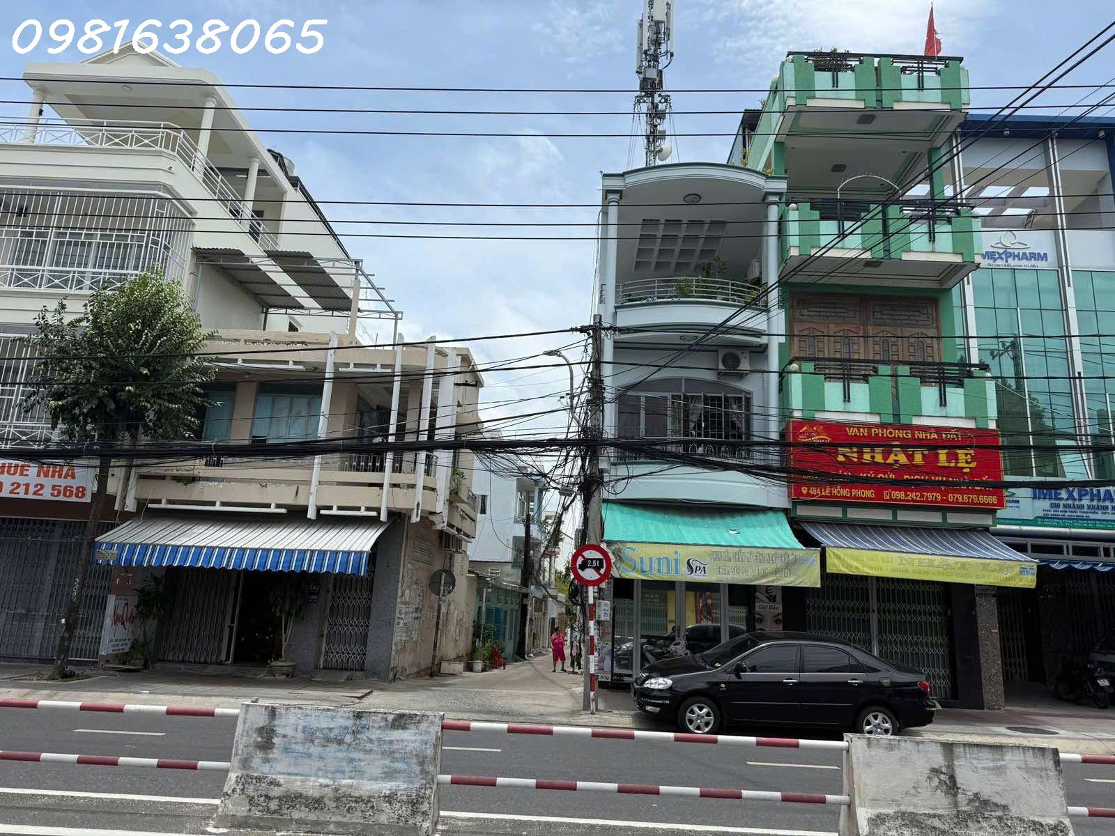 z7013985933692_a9c3e9f72ddc765ea3e5386c1b392725