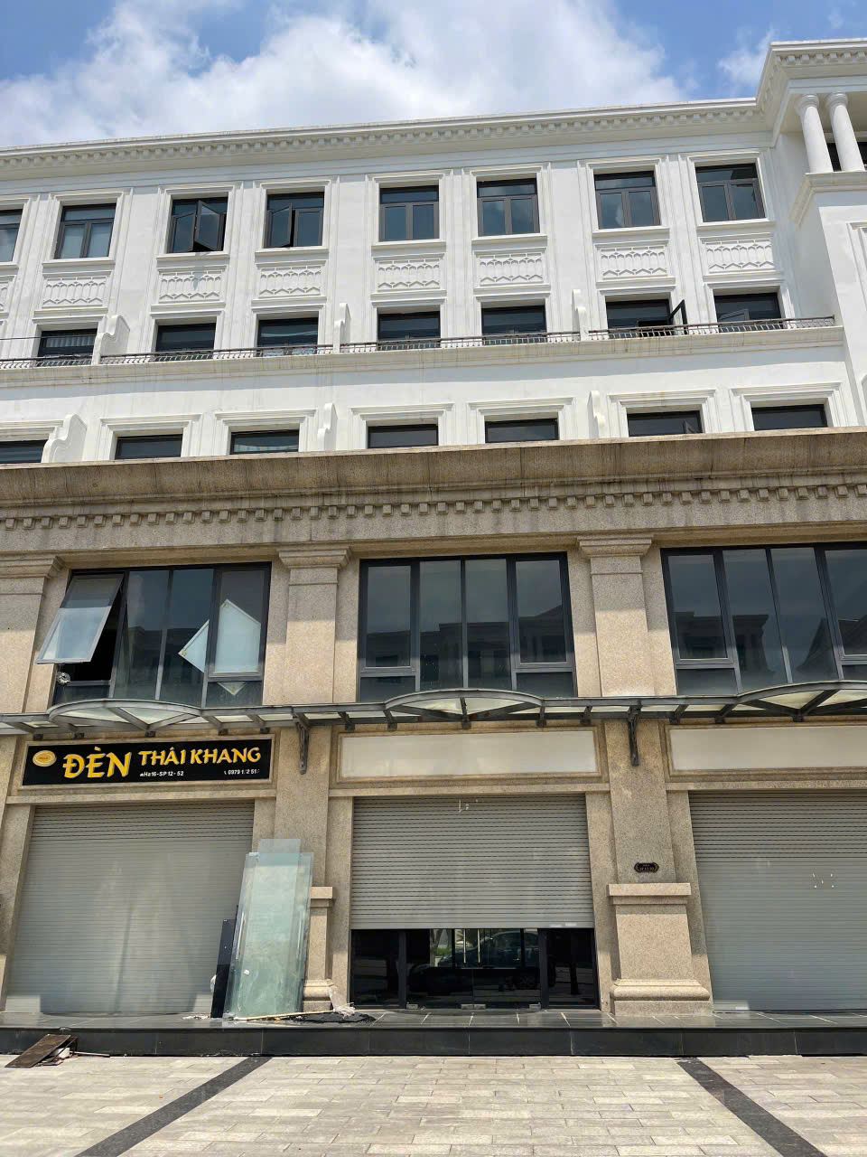 z7020741741189_ceb88030f1b78b68f3146fcd486345fe