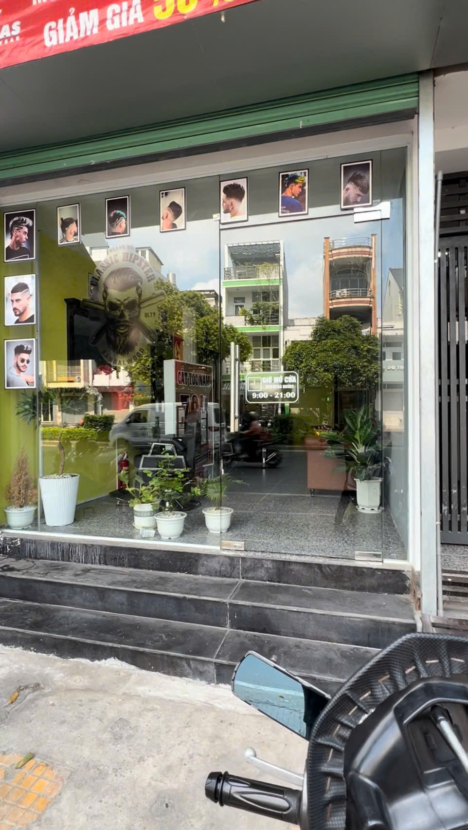 z7020845894091_180c9caf72ef184d8d87836da8a1c95b