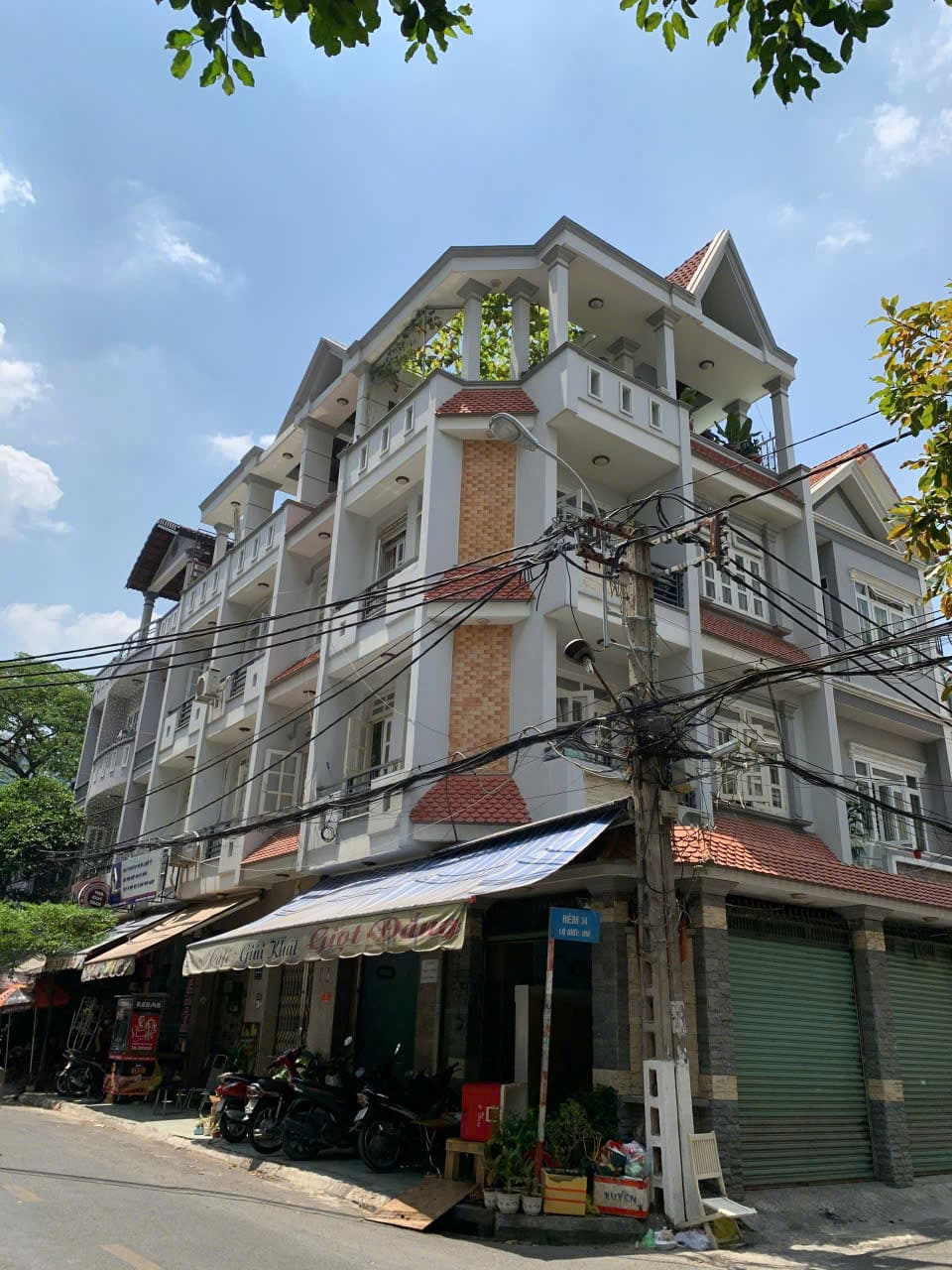 z7022999904937_424340387de0adc47655cf10e4e10312