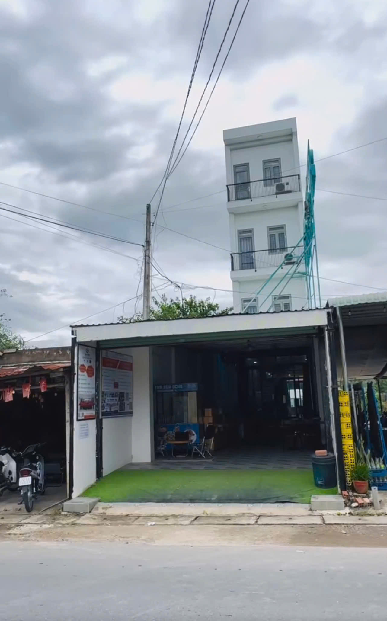 z7023479467032_2c0ee0613d5b41060619fb7d4ac8ca12