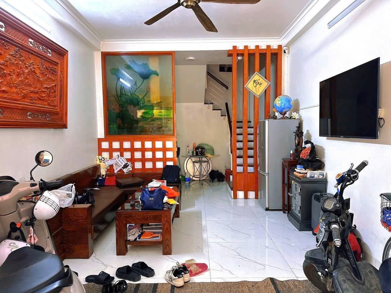 z7026043038155_4c8802ee3b7641b62f19705f9b4a2971hht