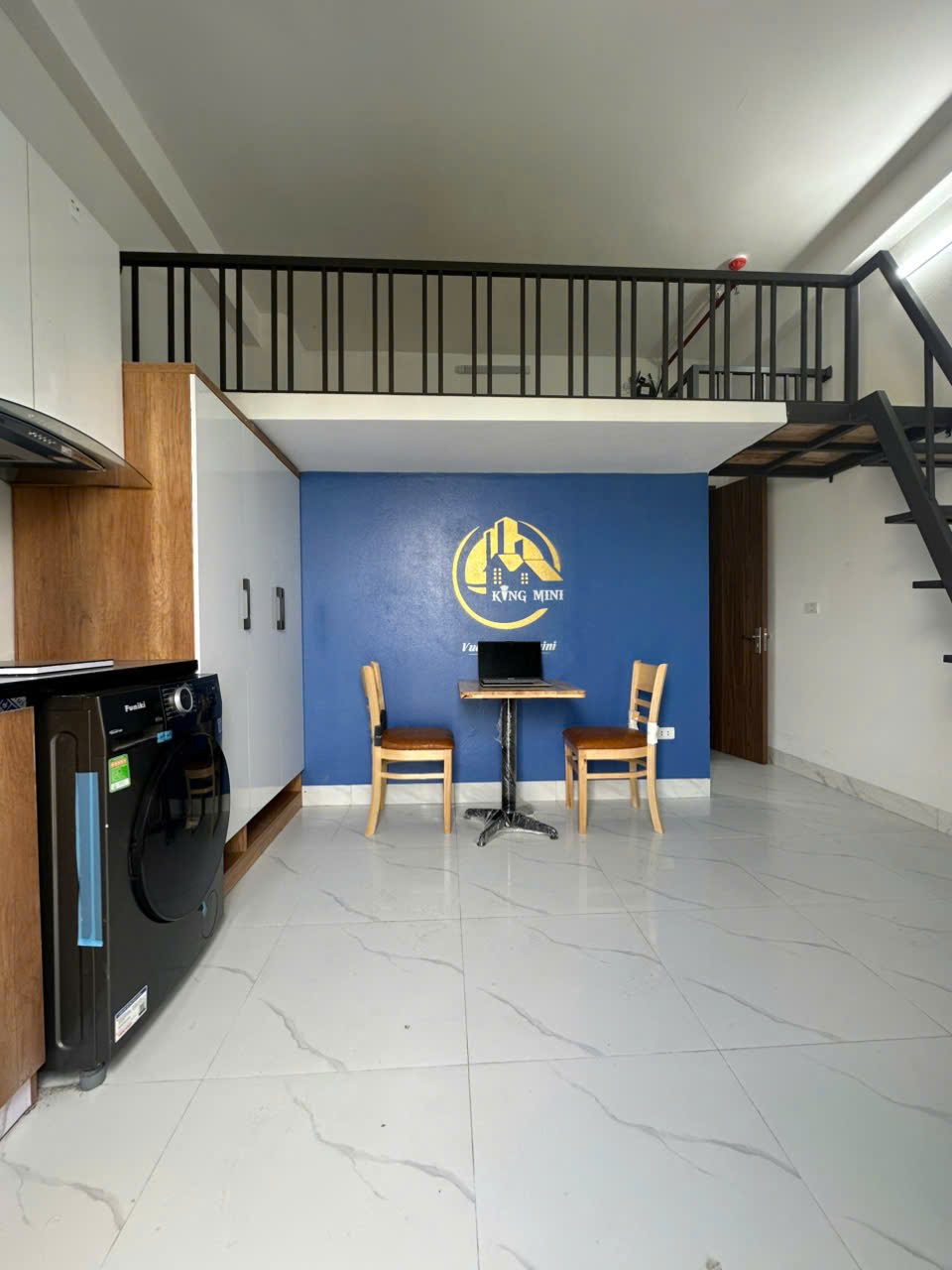 z7027196196219_b129fac5a8814b2817b96d2bb042aade