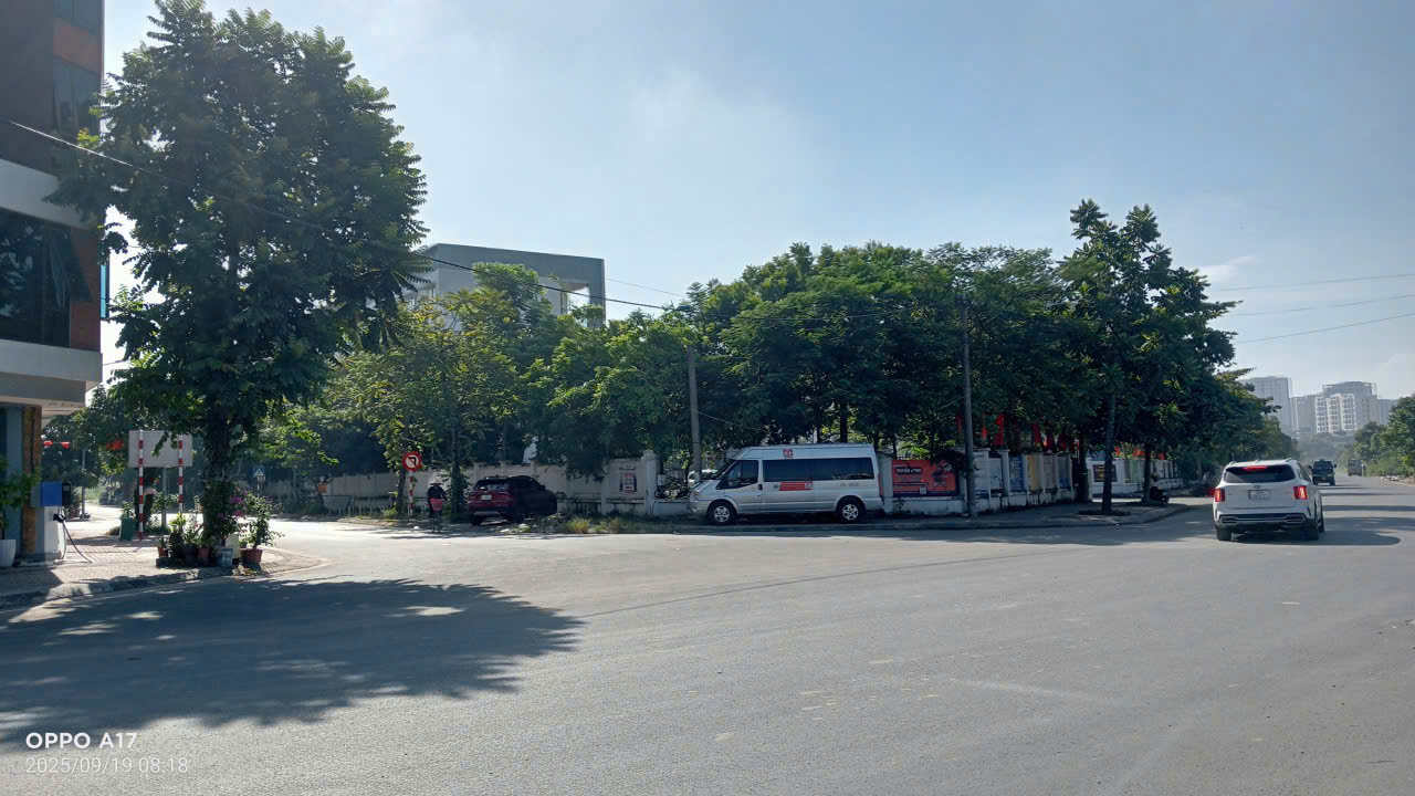 z7028559887662_3f942fc21b7830ff93e10048c8cb7290