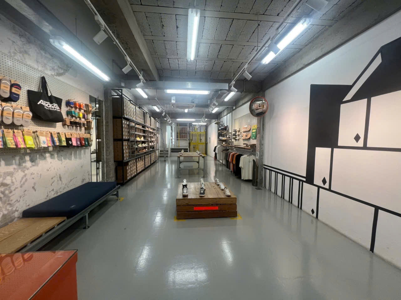 z7034804864963_0f29a79d6011ae9301cf2b2cdf58dcadmhd