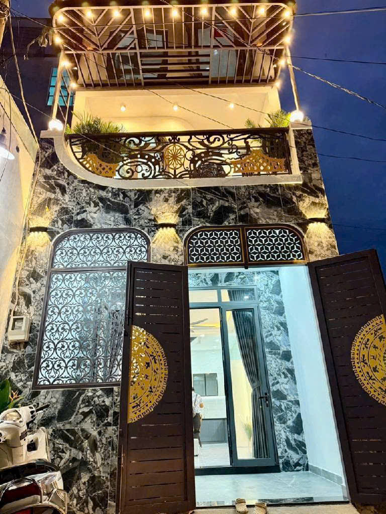 z7042968600822_c329f9e172c97e3429eb9baa13d1ffbc