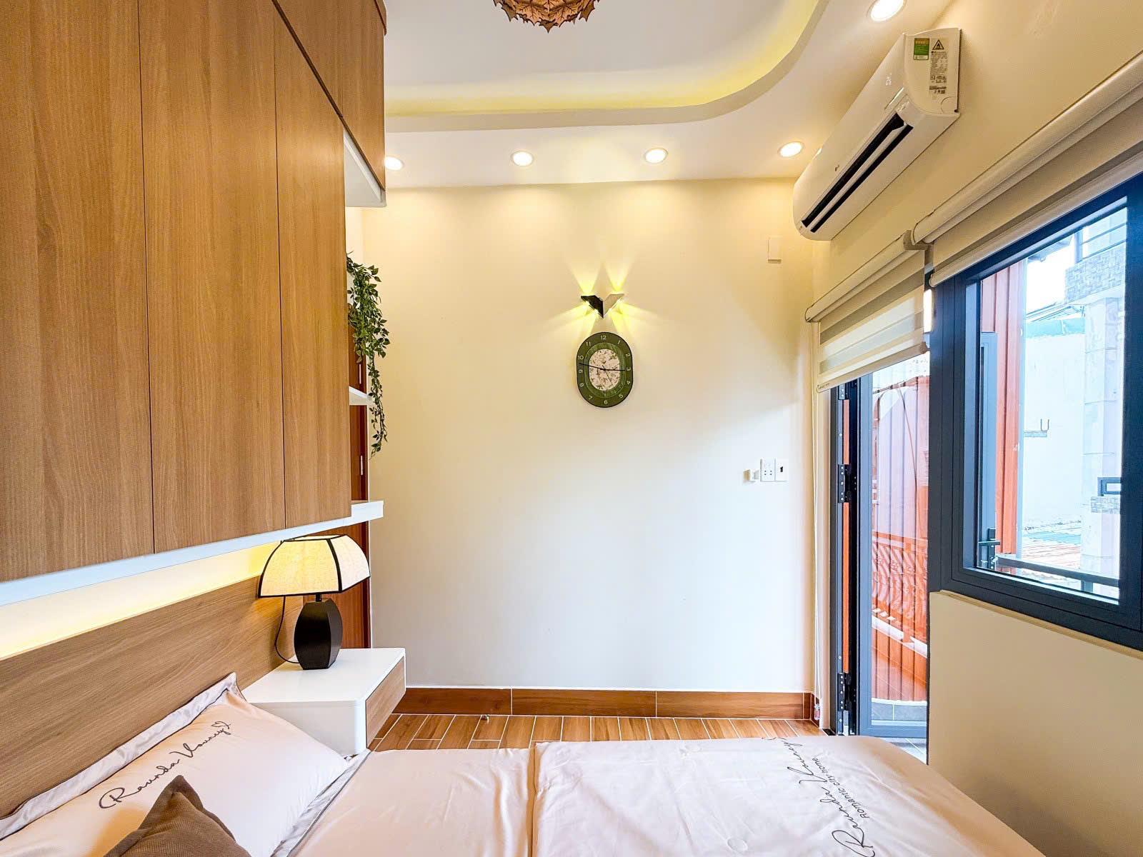 z7048040358106_9e80de66187e1a98c9d77ce7ff4df9ea