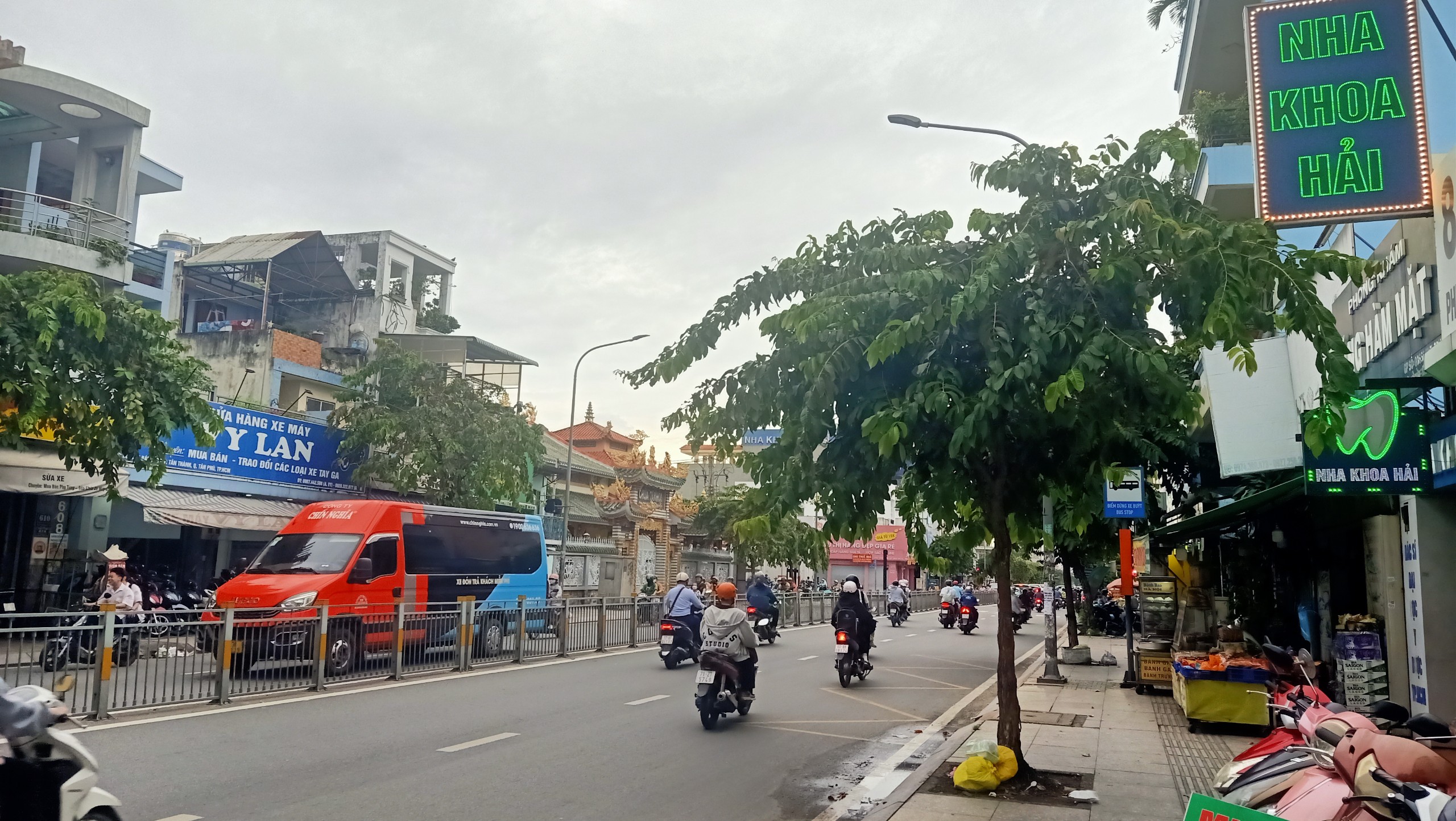 z7052992909758_cee67e058b53dad294619e838b062c55