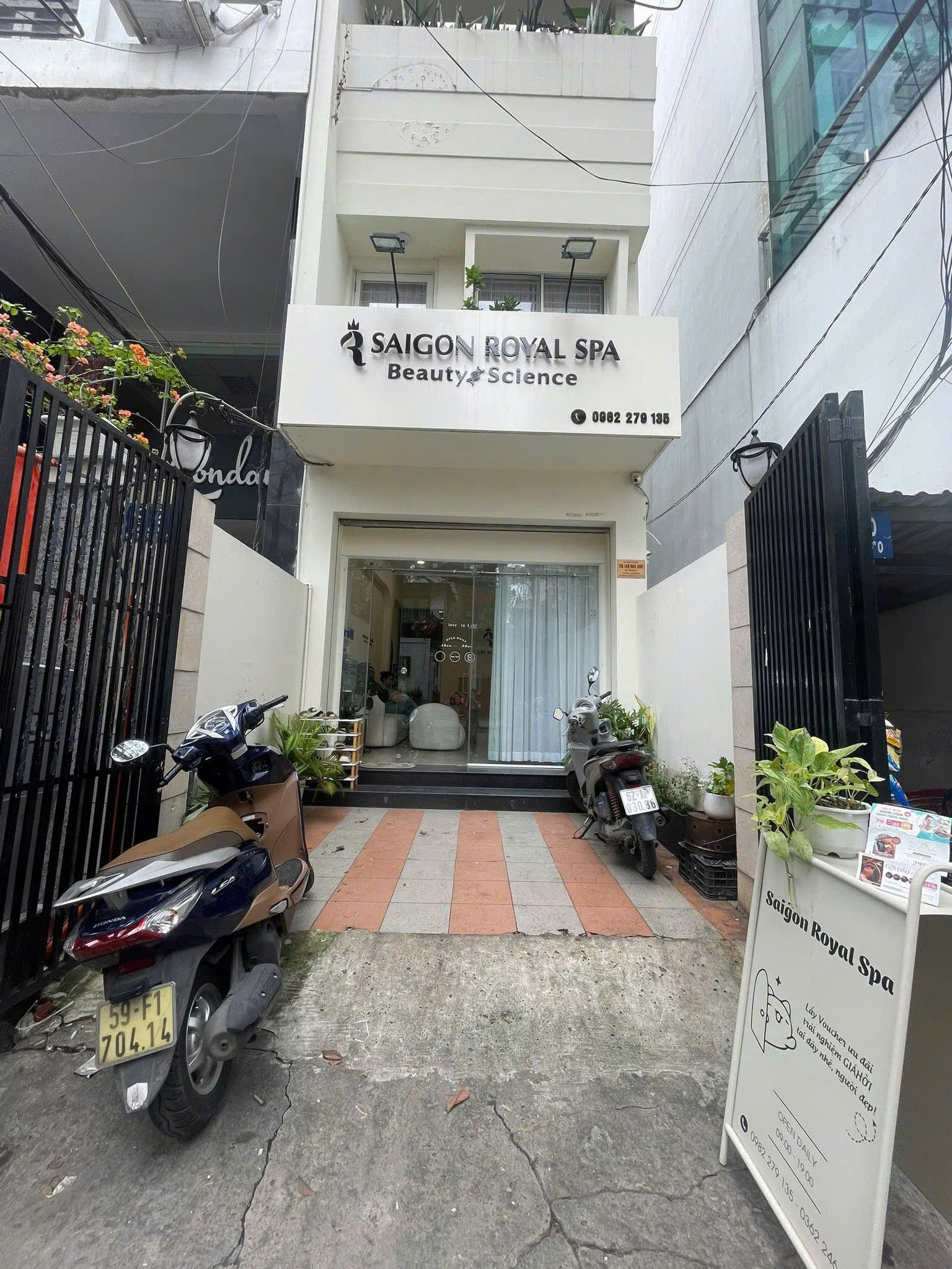 z7053521101508_3569f46741222d8c7e74da63c787de9f