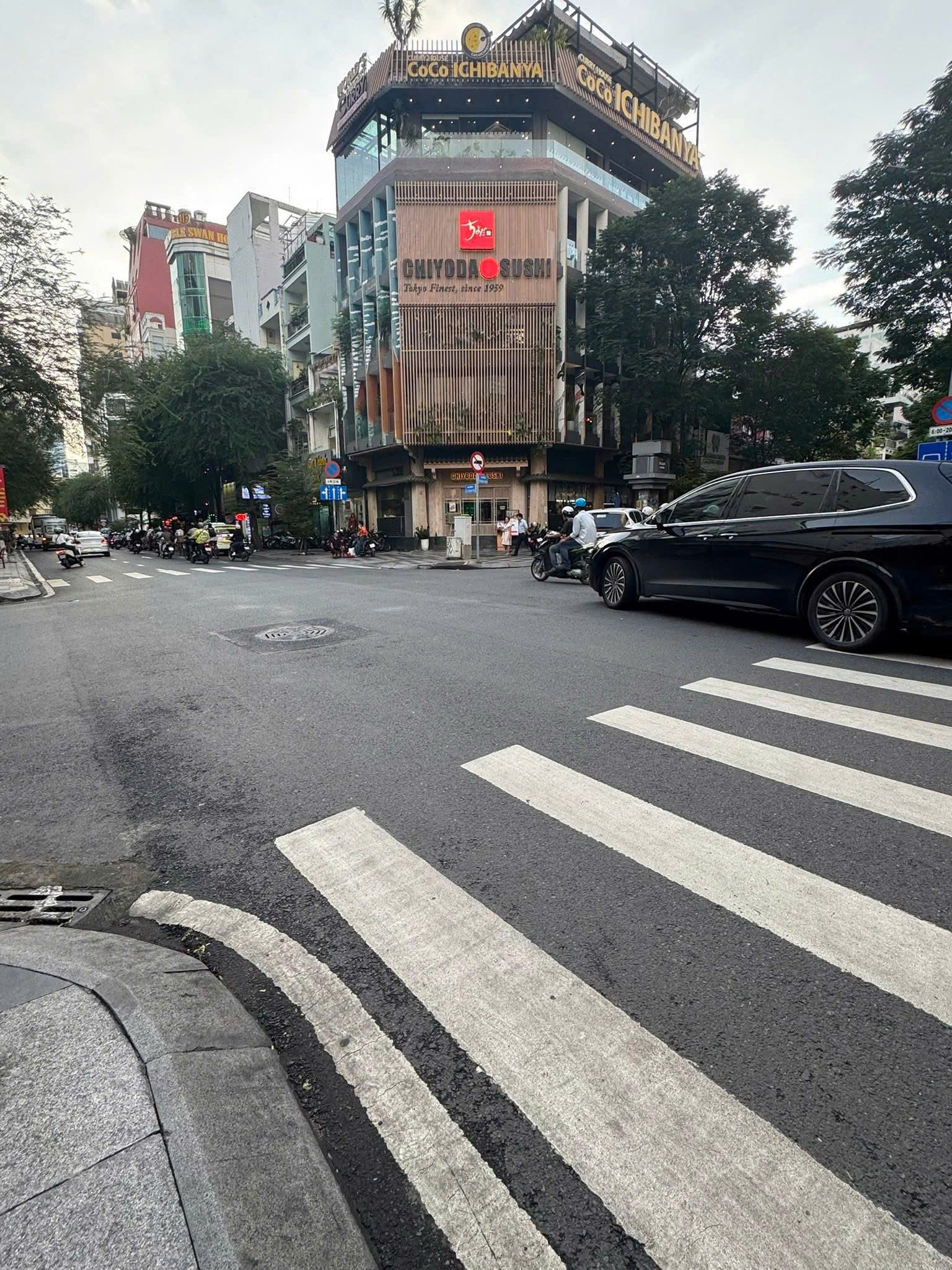 z7054530508138_ad9936aeb2cbc688e9918e49eed48b96