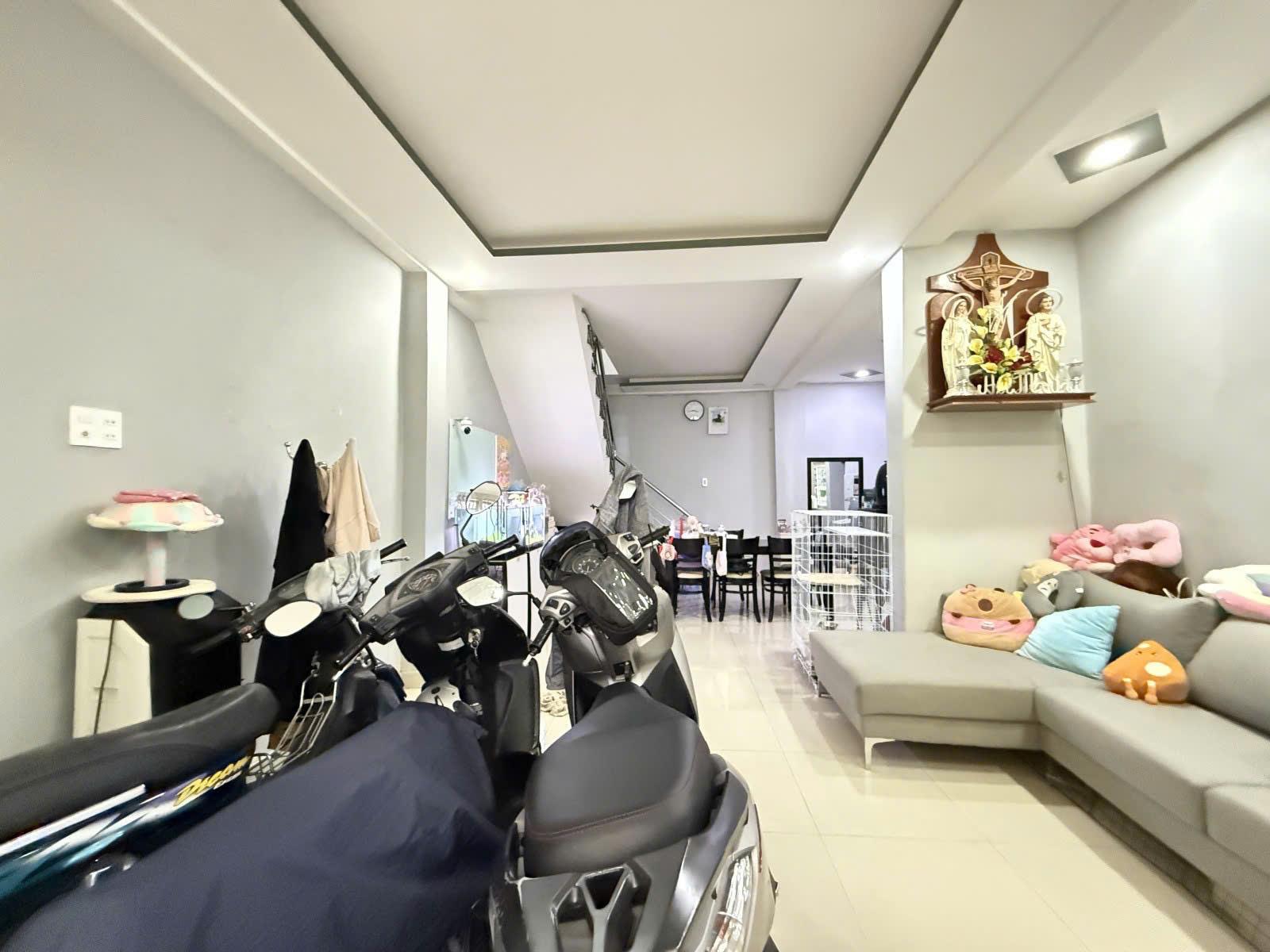 z7055535926992_a3e91a314345a19bacd091b19864bdcf