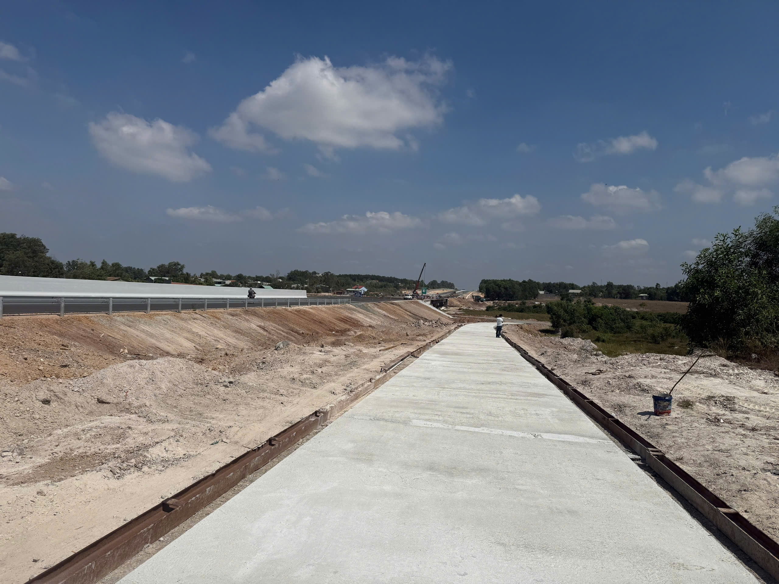 z7056604045632_8dfa676d6e49f7e9fd24298930981d54