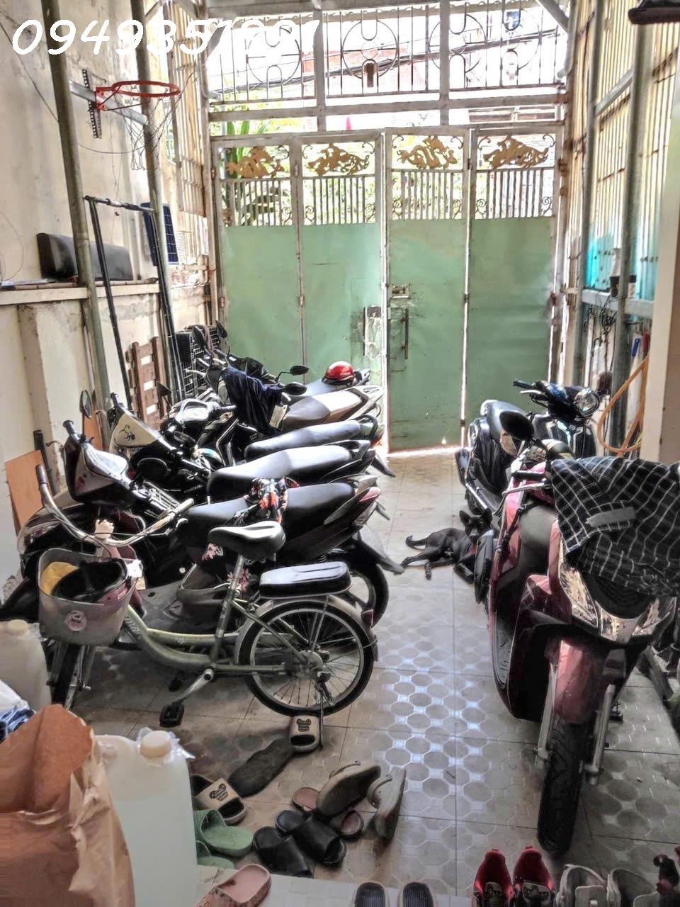 z7058508105714_64055ed6ade1d41bd9a602b89920d557