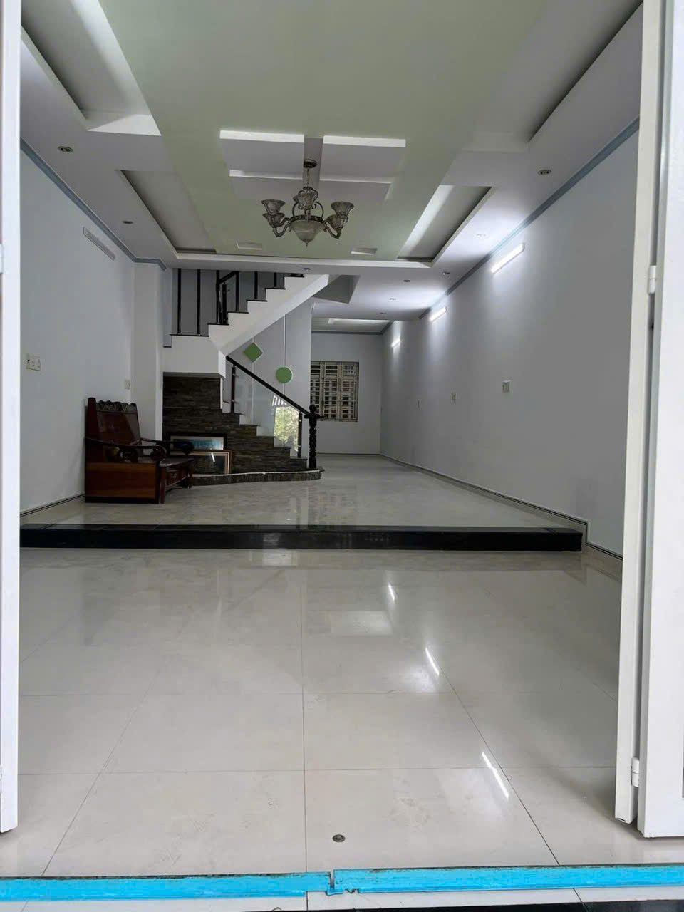 125752130688571276516