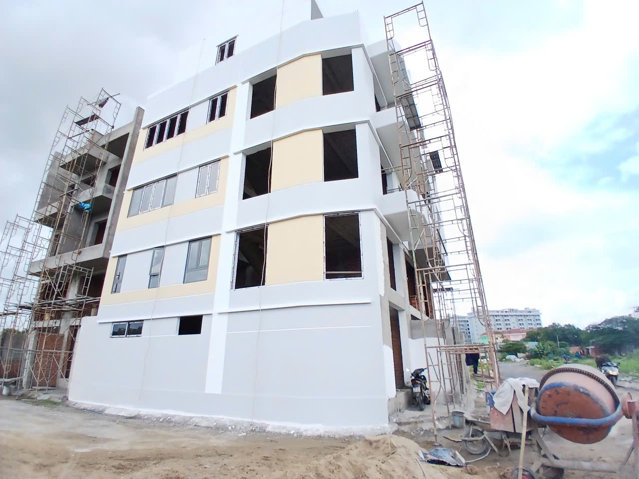 12678666883073109735