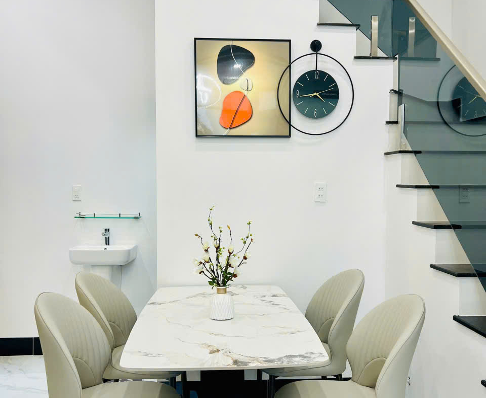 19795226863677957634