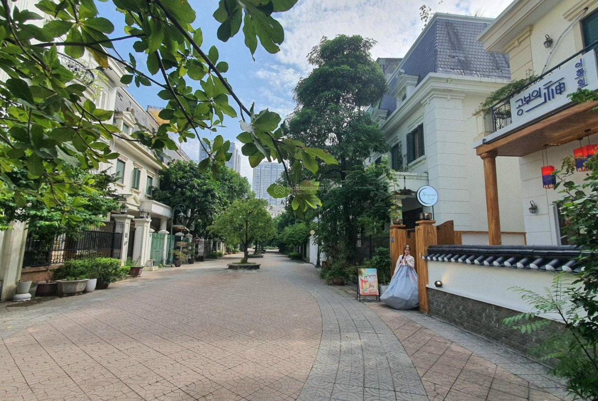 20231201001432-78ca_wm