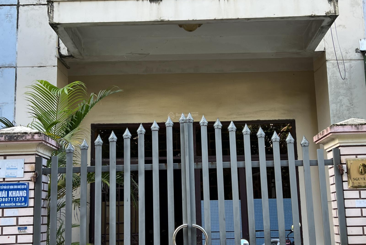 20251003094024-8e5d_wm