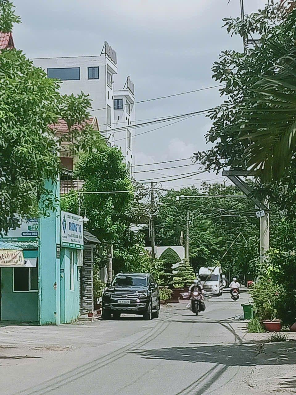 20251008172054-60a5_wm