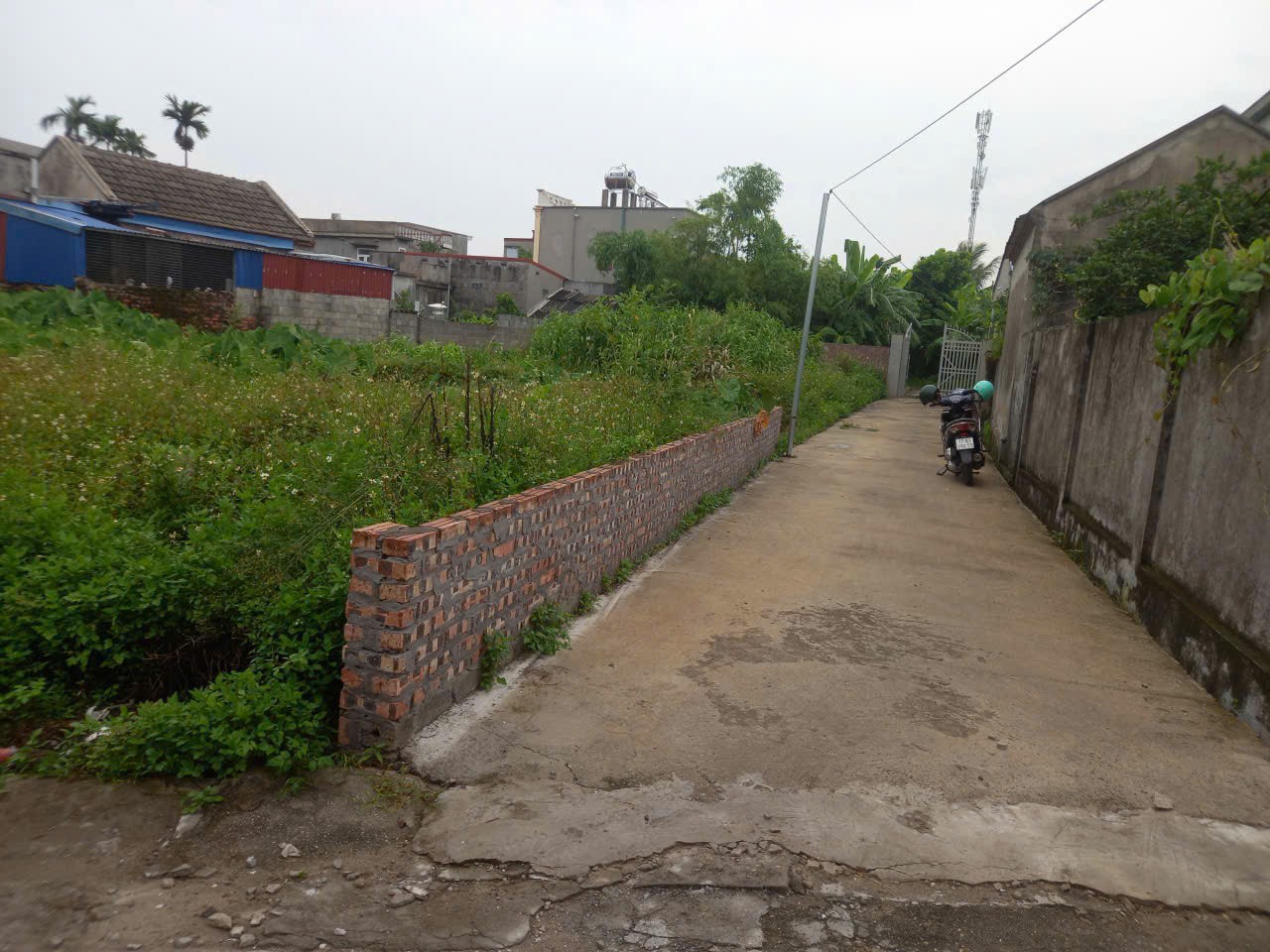 221609675000357672857