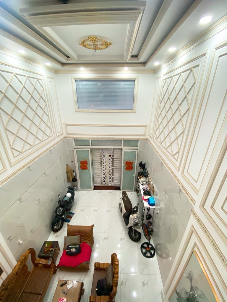 27sp-8017E33D-mg4xnso2_39_17