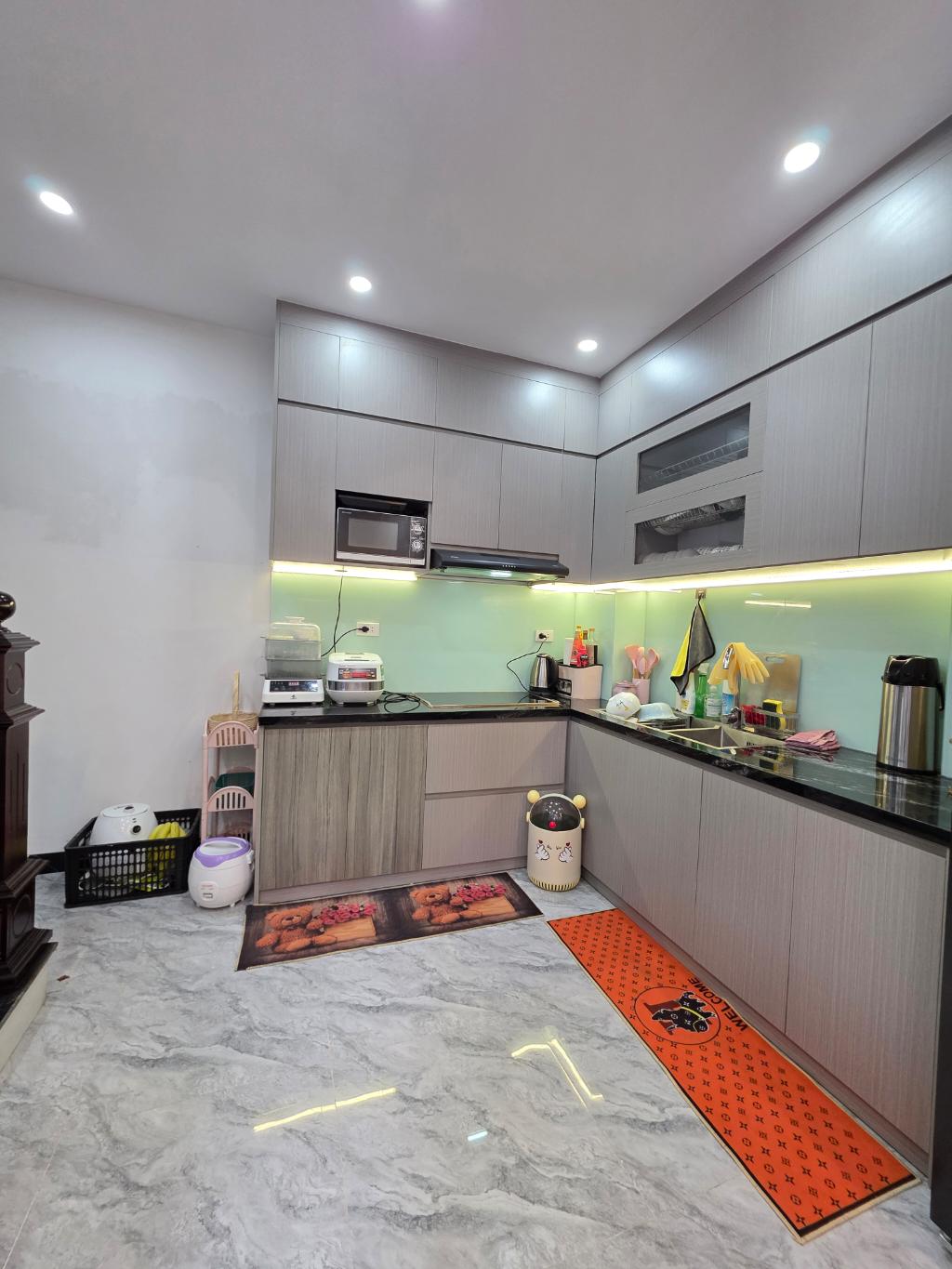 2cov-C36F9827-mb4mgbjn_41_10