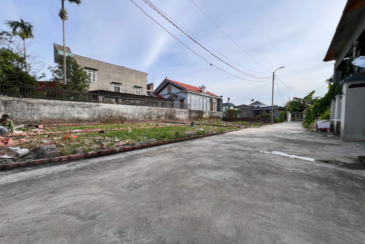 37566200318306329578