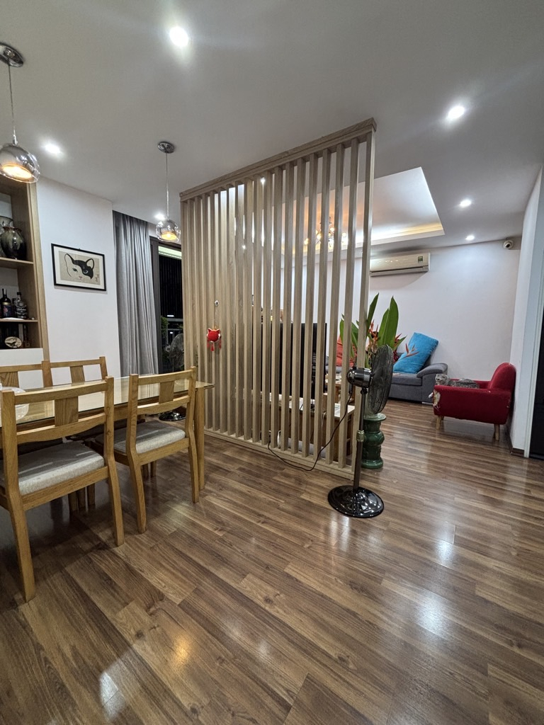 3idj-E24FBDB3-mh09t4al_29_11