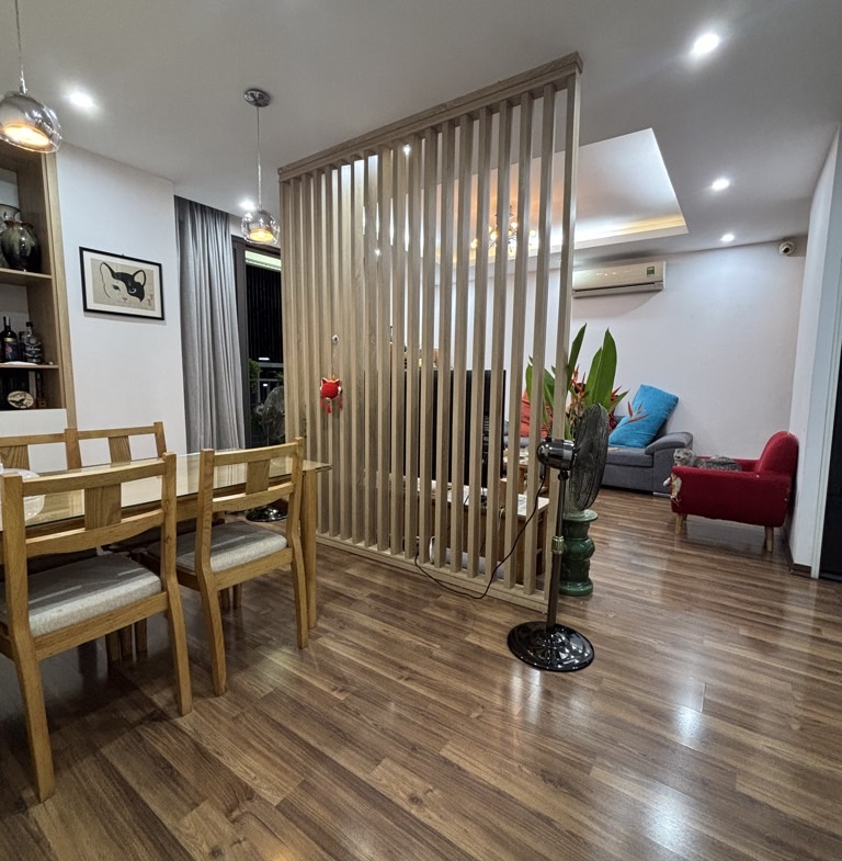 3idj-E24FBDB3-mh09t4al_29_11