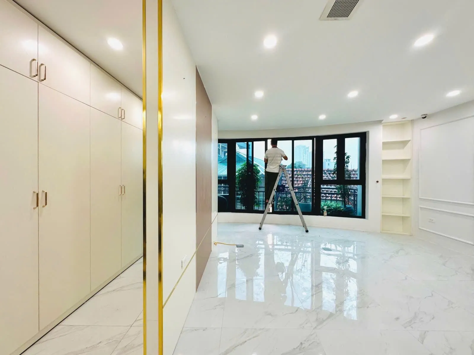 4afd937a-bcb4-5173-982d-4848432fe252