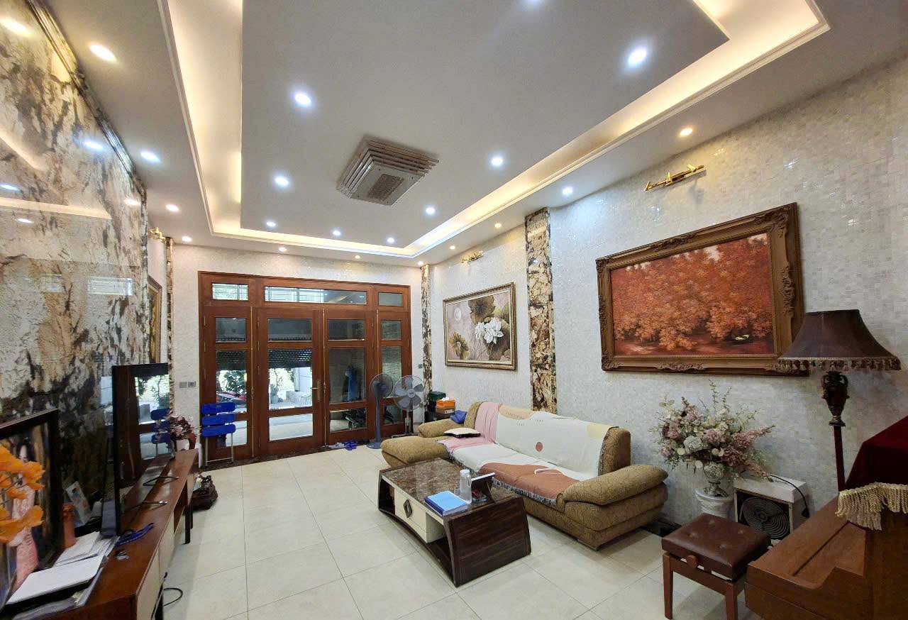 544827673_122161933718781114_5833869418521550738_n