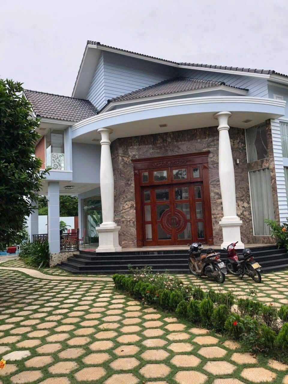 555892180_1523376718795703_559454267836935995_n