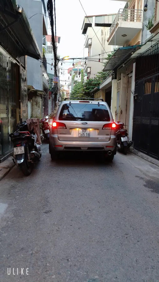 58b1523b-c0e8-559d-8566-9d4e30ea62ff