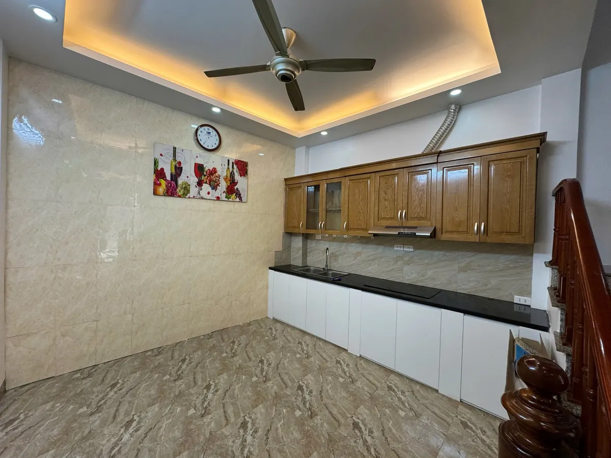 6b8e9fe1-e993-5800-8366-771484ebe638