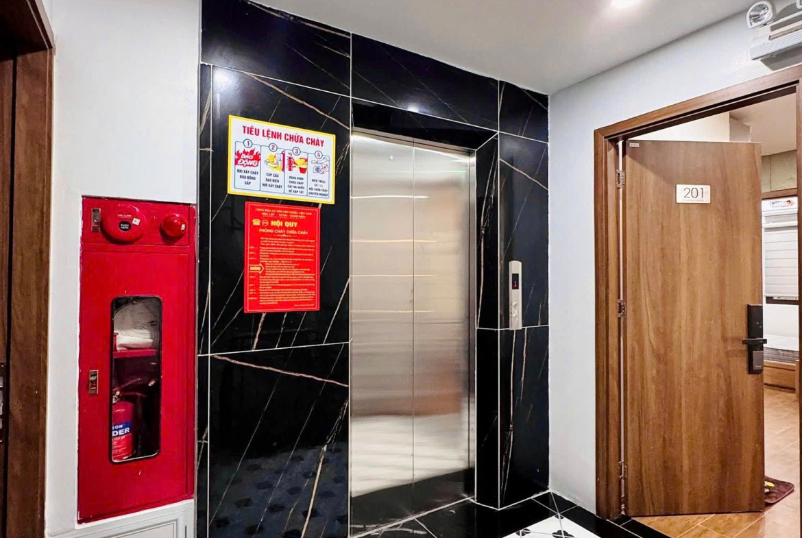 6f5f66814914c44a9d05