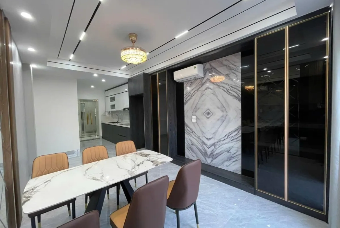 7fe1f8c4-76e9-5115-b7e1-3d22ae1ef3eb