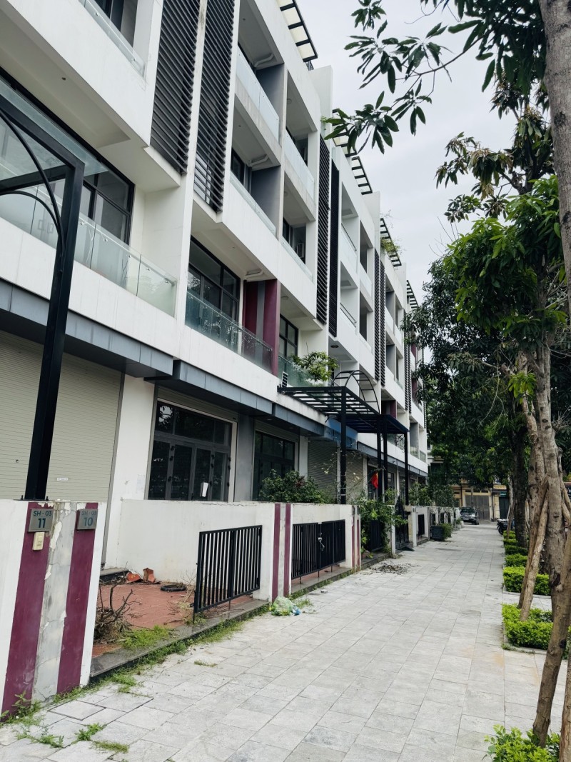 8157955f25cb247938383017573db3f3.md