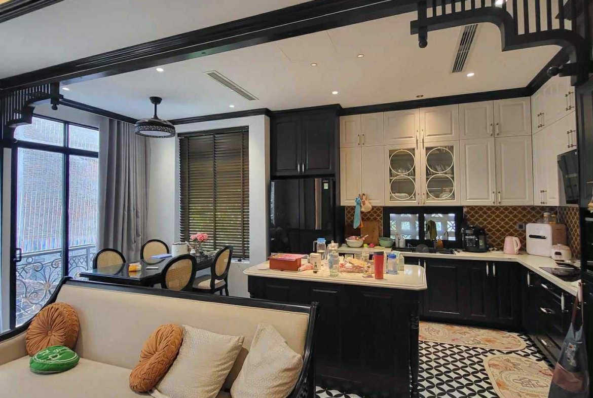 88387887-68b4-4922-8d01-c58c9e506887