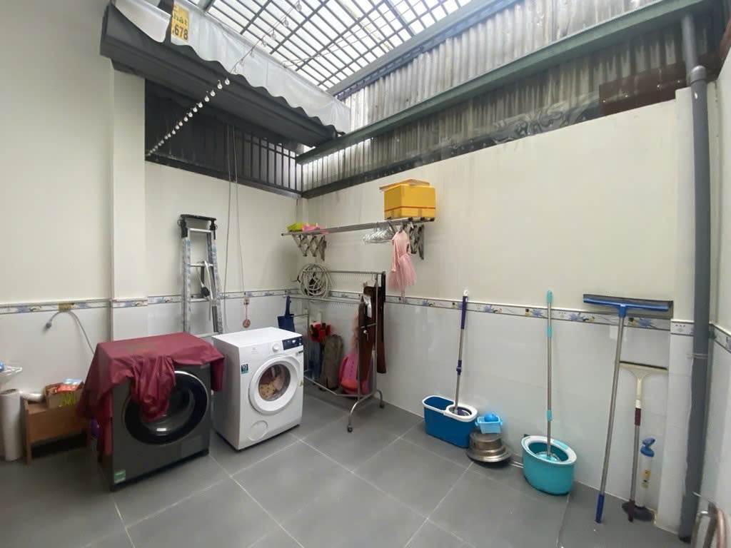 8_ban_nha_mat_tien_TX39_thanh_xuan_quan_12