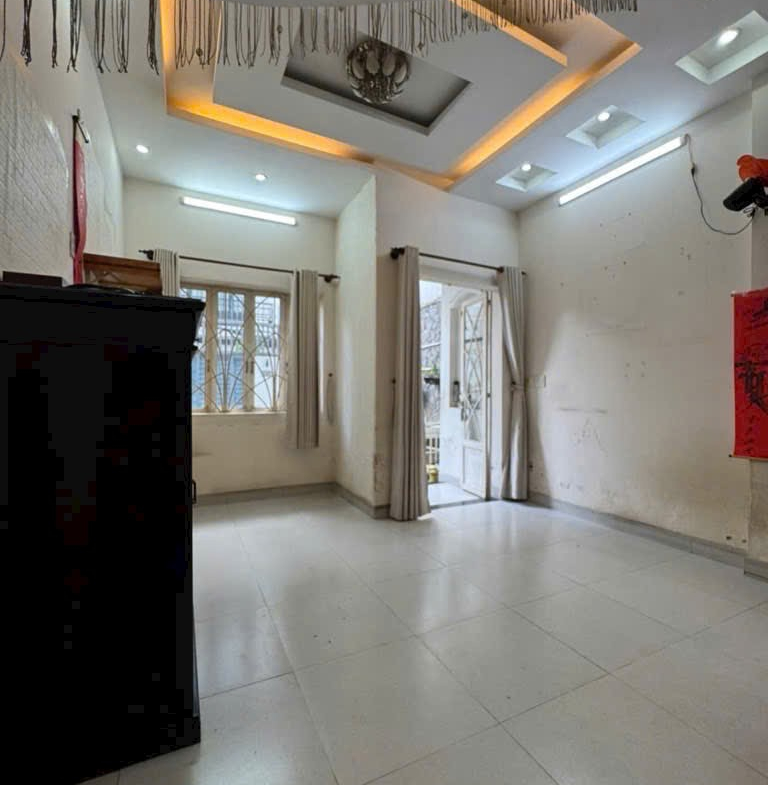 Ban nha Hoang Hoa Tham 4.1x16m 3 tang 3pn 4 wc 8.7 ty 1