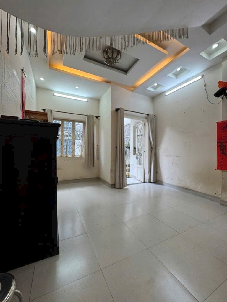 Ban nha Hoang Hoa Tham 4.1x16m 3 tang 3pn 4 wc 8.7 ty 1