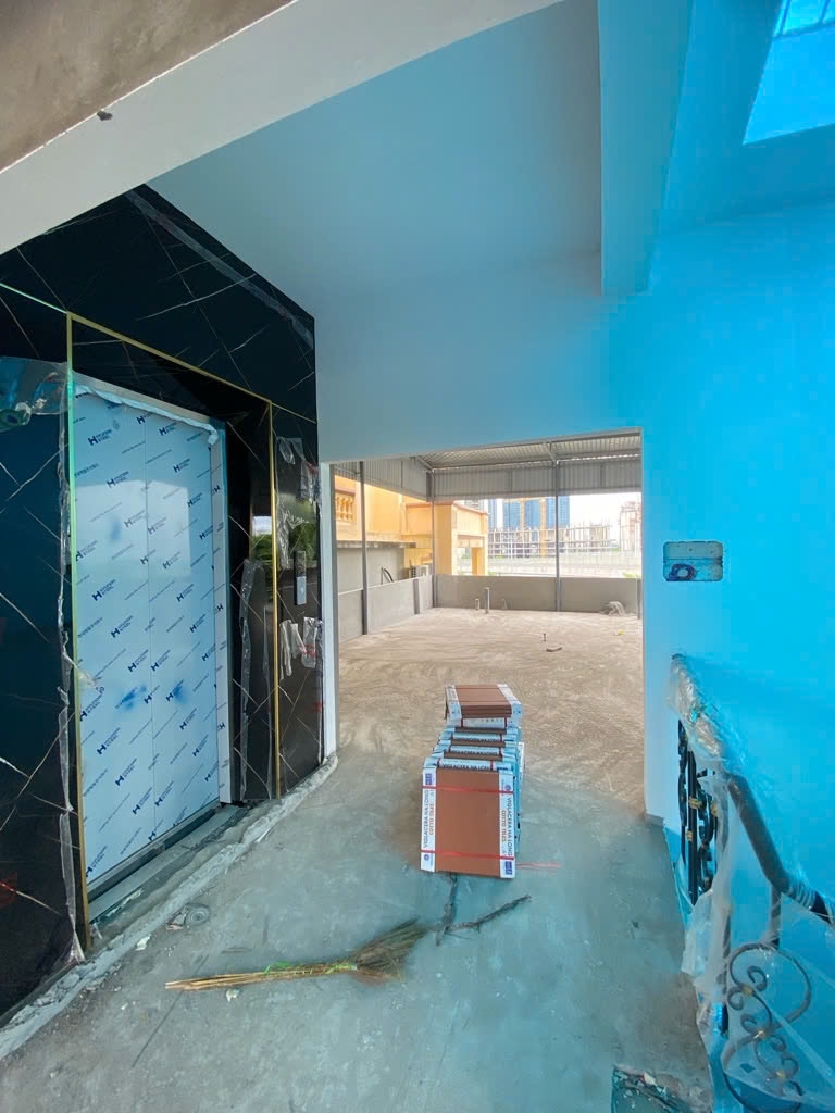 Thang may rieng (218)