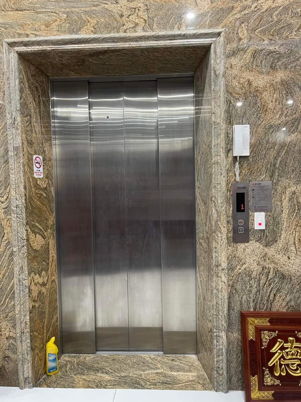 Thang may rieng (218)