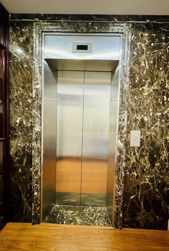 Thang may rieng (218)