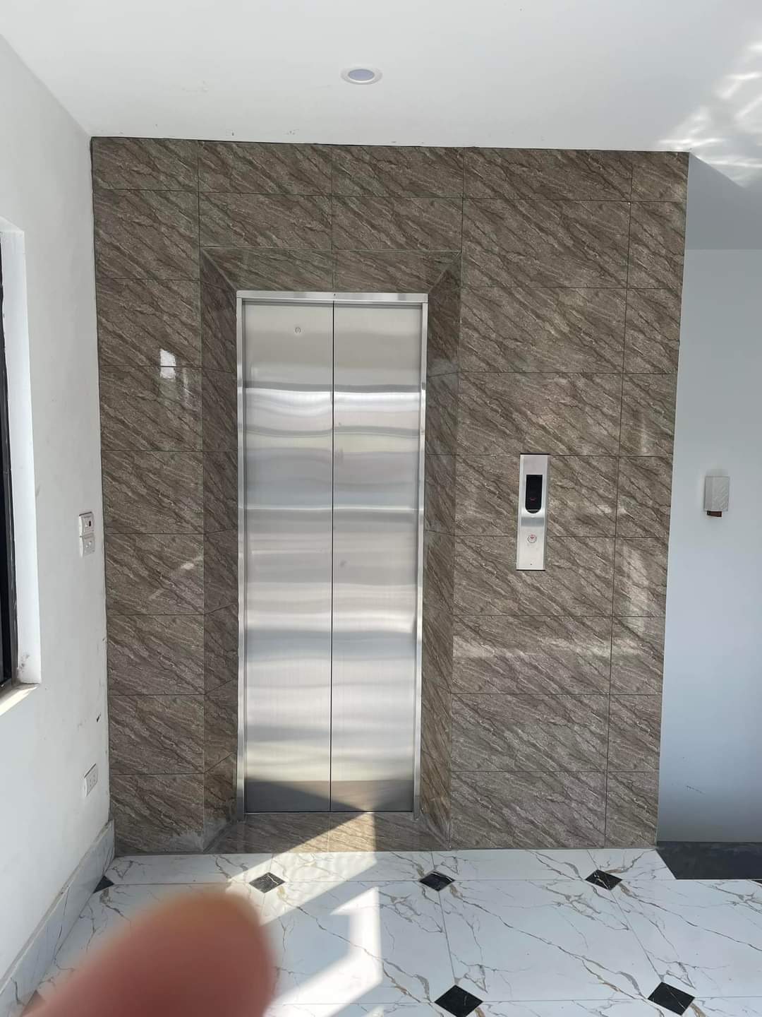 Thang may rieng (218)