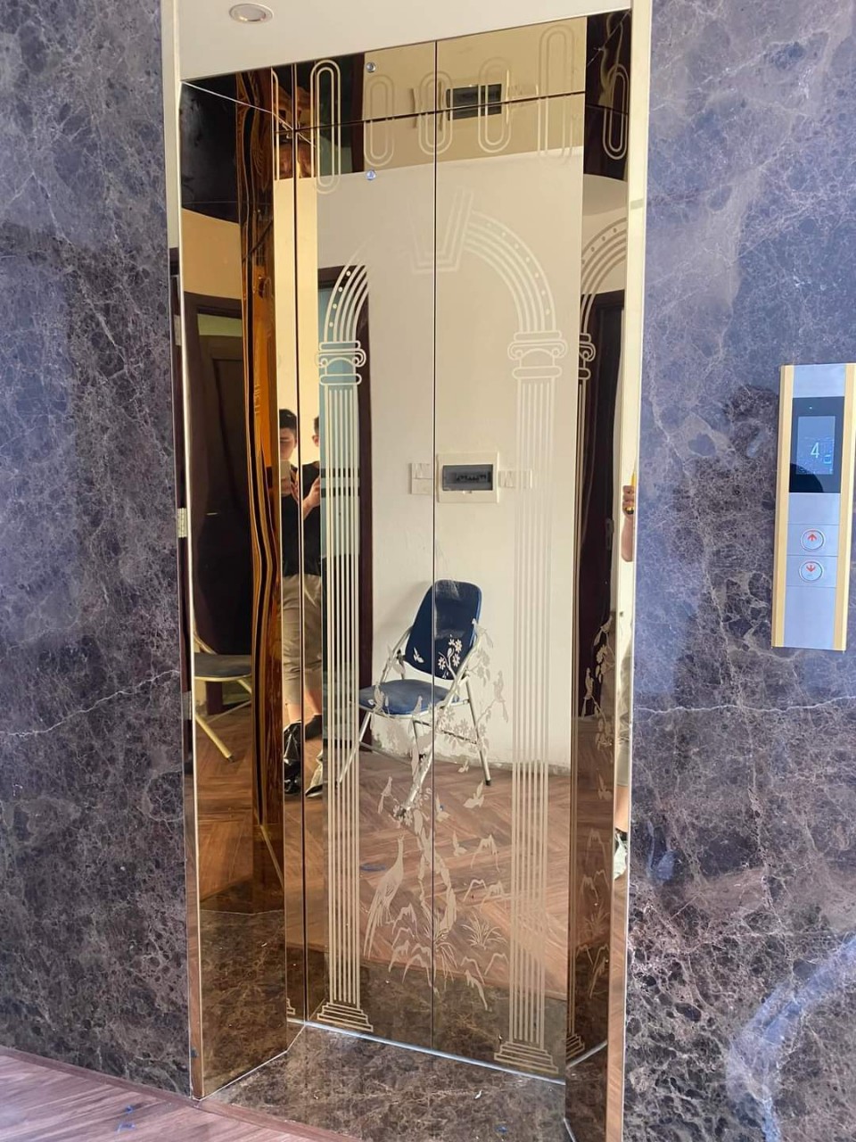 Thang may rieng (218)