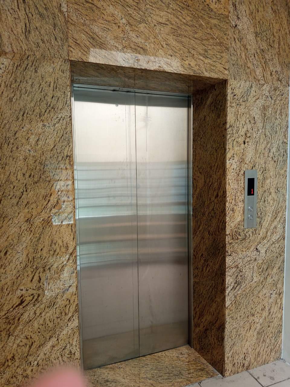 Thang may rieng (218)