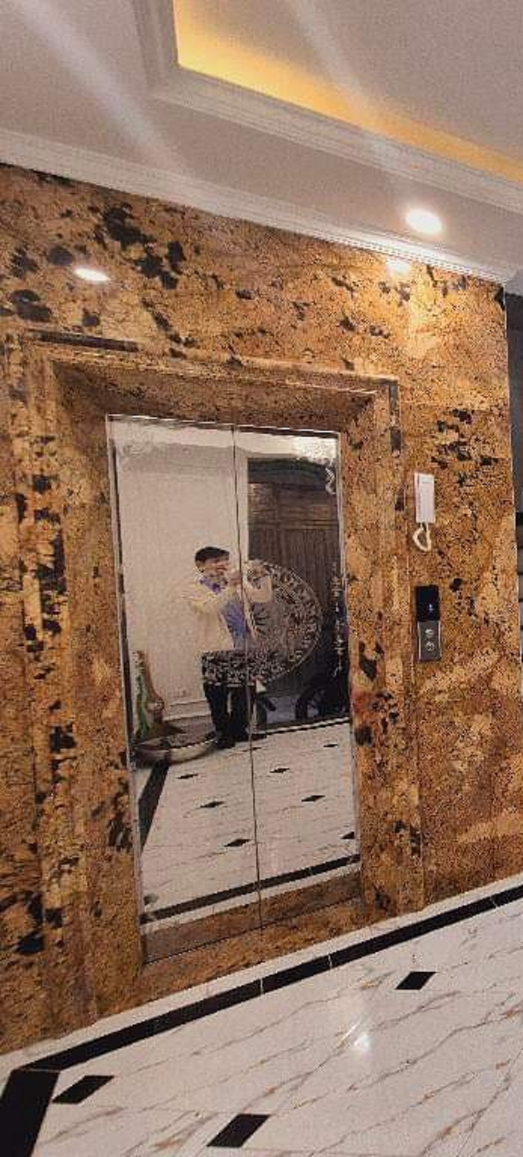 Thang may rieng (218)