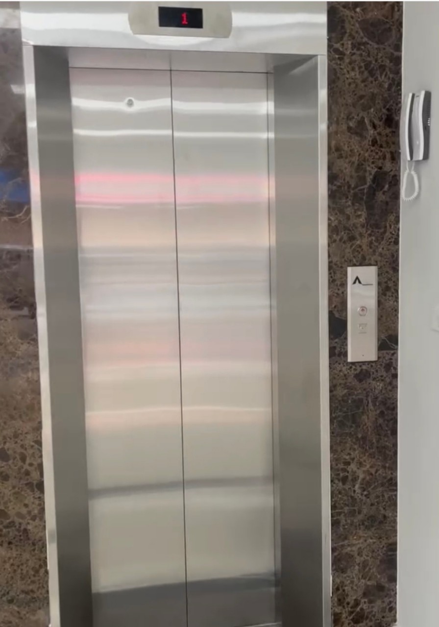 Thang may rieng (218)